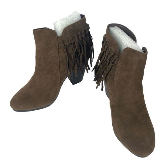 Breckelles Women’s Faux Suede Brown Fringed Ankle Bootie 7.5 M Stacked Heel - Picture 6 of 7